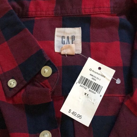 GAP Other - Gap men’s plaid cotton shirt. NWT